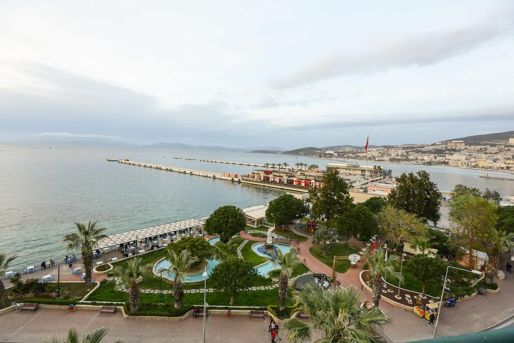 Kayhanbey Hotel Kusadası Extérieur photo