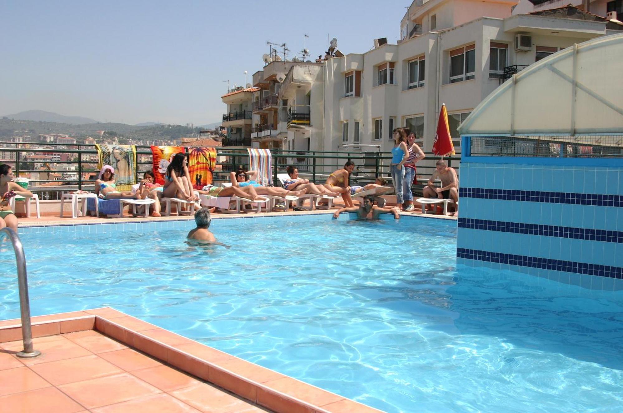 Kayhanbey Hotel Kusadası Extérieur photo