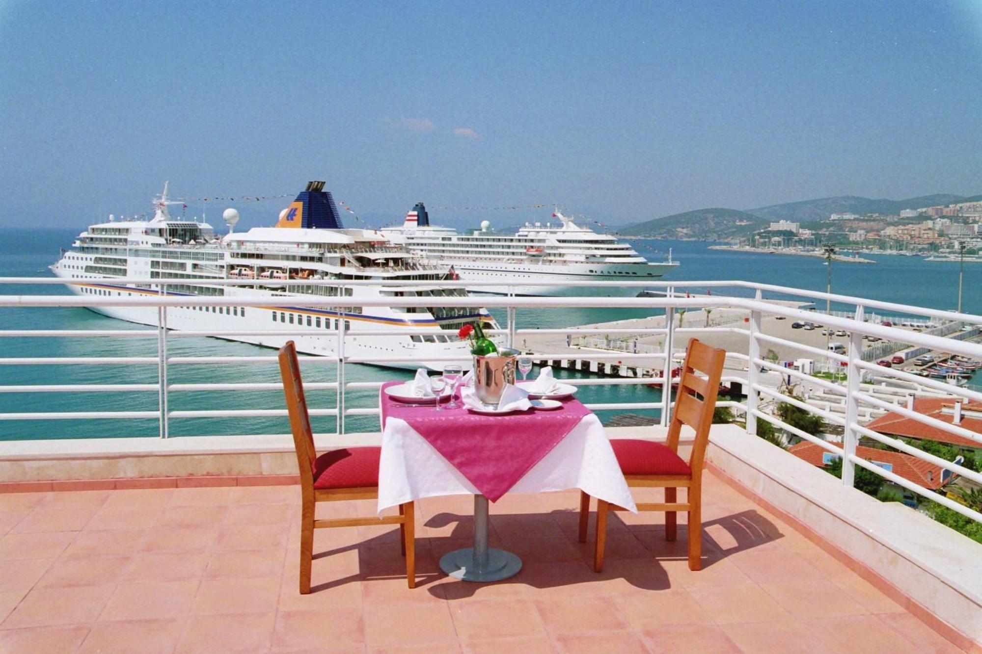Kayhanbey Hotel Kusadası Extérieur photo