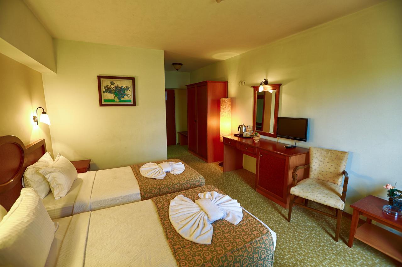 Kayhanbey Hotel Kusadası Extérieur photo