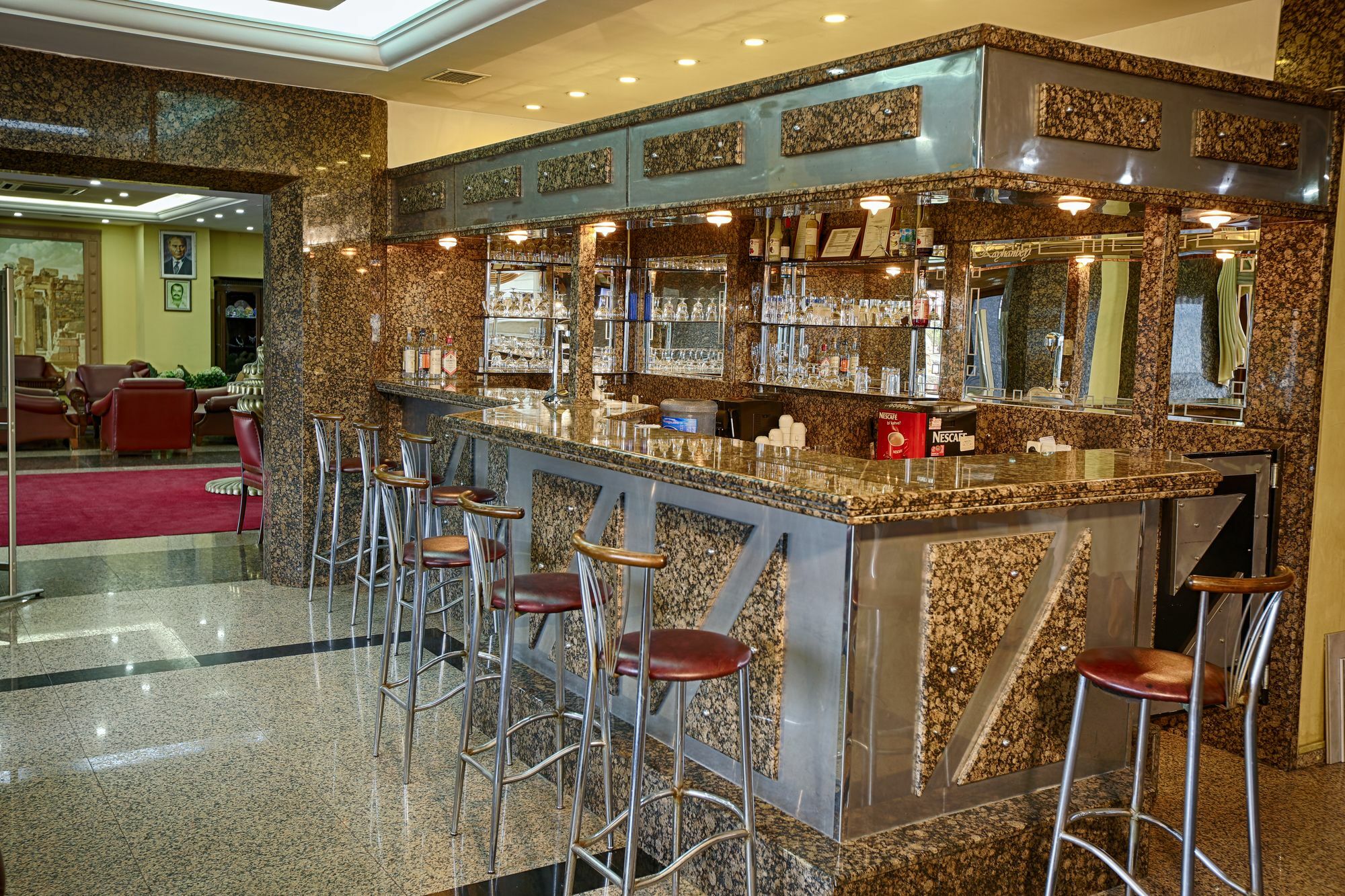 Kayhanbey Hotel Kusadası Extérieur photo