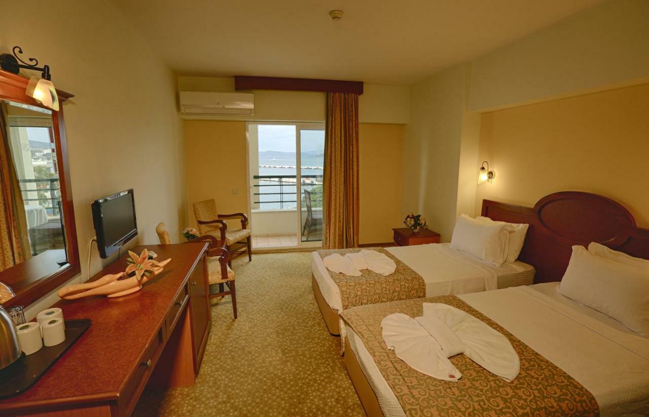 Kayhanbey Hotel Kusadası Extérieur photo